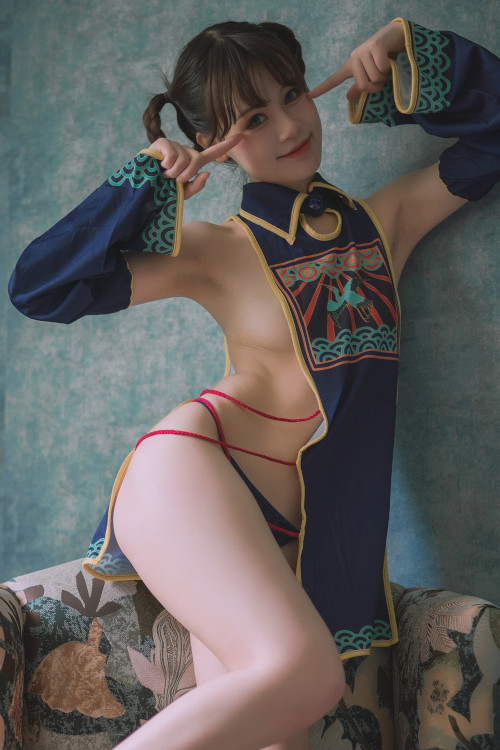 Read more about the article Cosplay 千反田鹿子 小僵尸