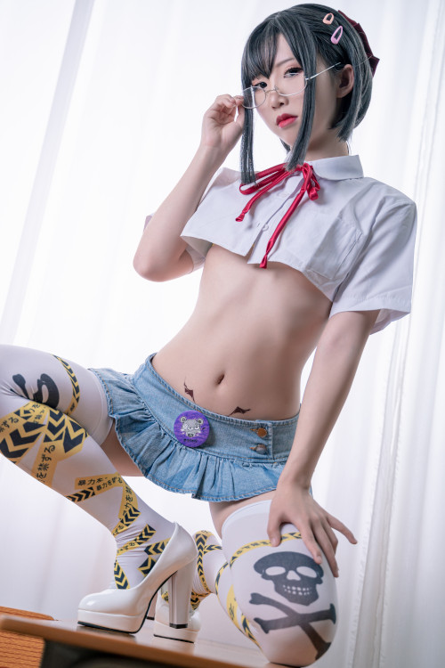 Read more about the article Cosplay 面饼仙儿 短校服胶带
