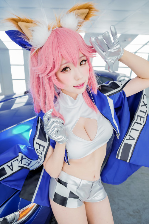 Read more about the article Cosplay ElyEE子 玉藻前赛车