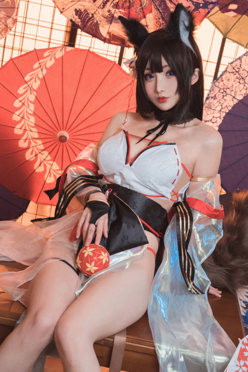 Read more about the article Cosplay rioko凉凉子 Azurlane Amagi