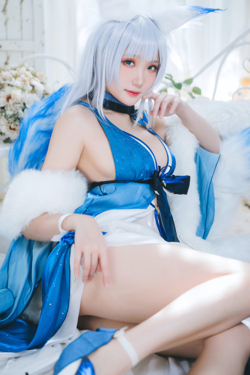 Read more about the article Cosplay 瓜希酱 信浓