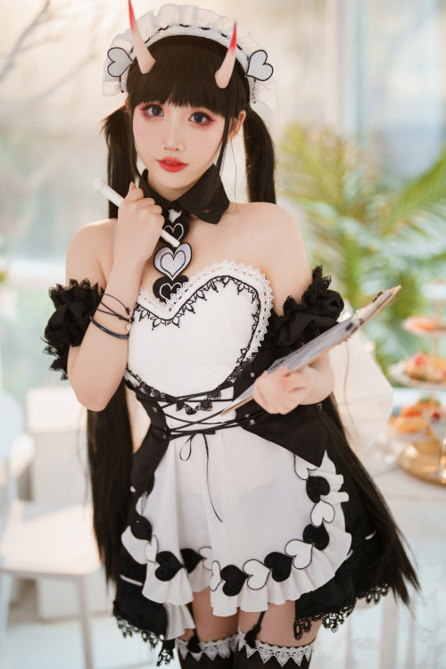 Read more about the article Cosplay 面饼仙儿 能代女仆 Maid