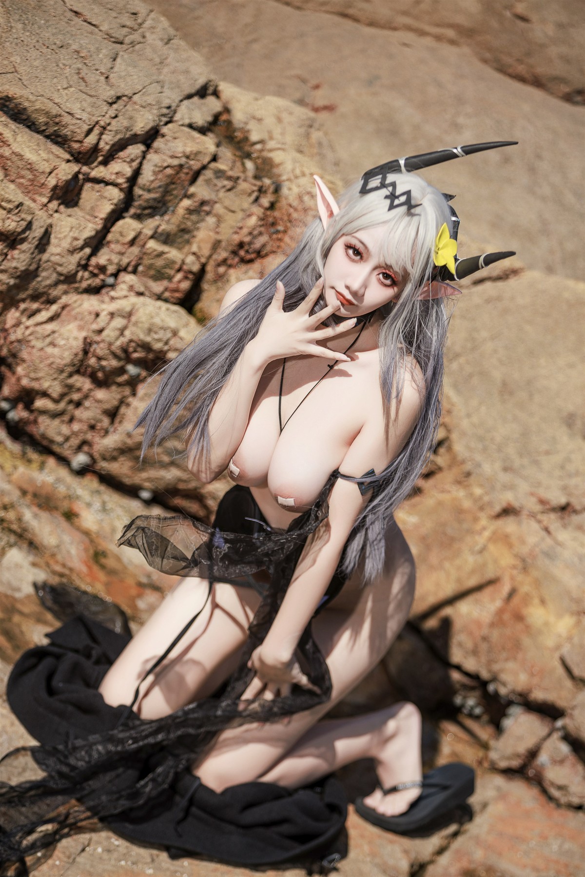 Cosplay 阿雪雪 泥岩泳装 Mud Rock Swimsuit