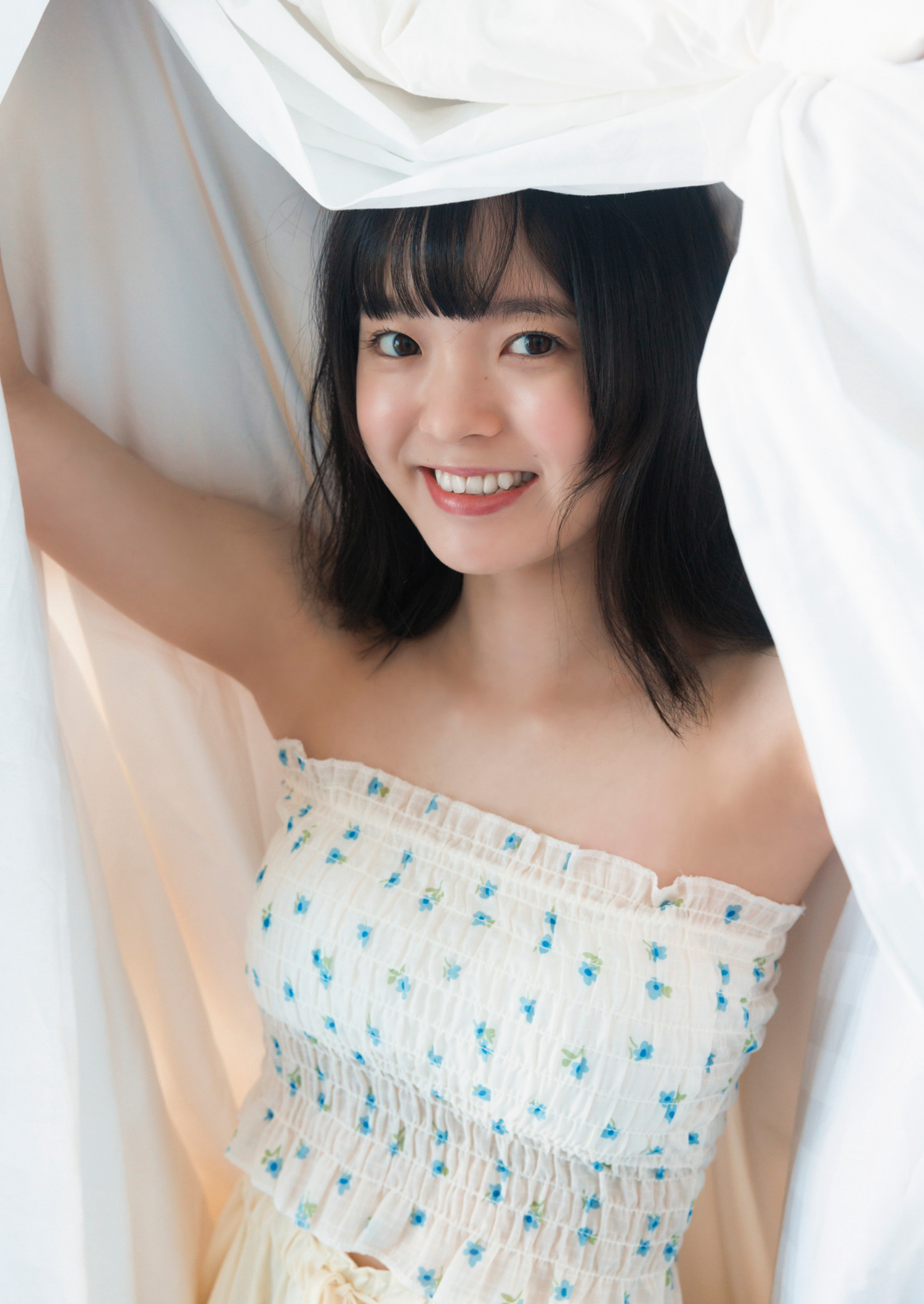 Nirei Nozomi 楡井希実, Young Jump 2025 No.03 (ヤングジャンプ 2025年3号)