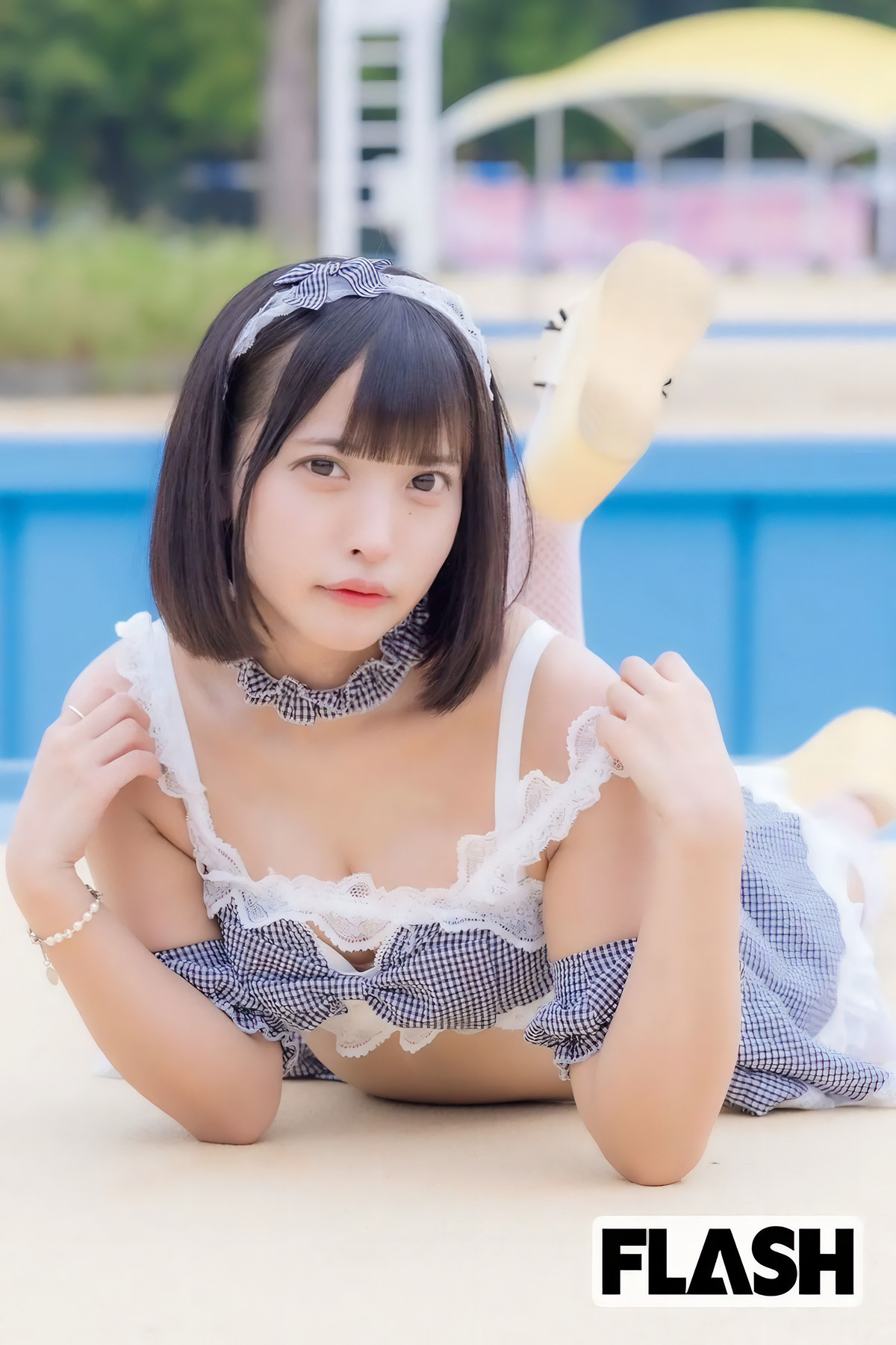 いま見るべきアイドル – 全員水着で!, FLASH 2025.05.06 (フラッシュ 2025年5月6日号)