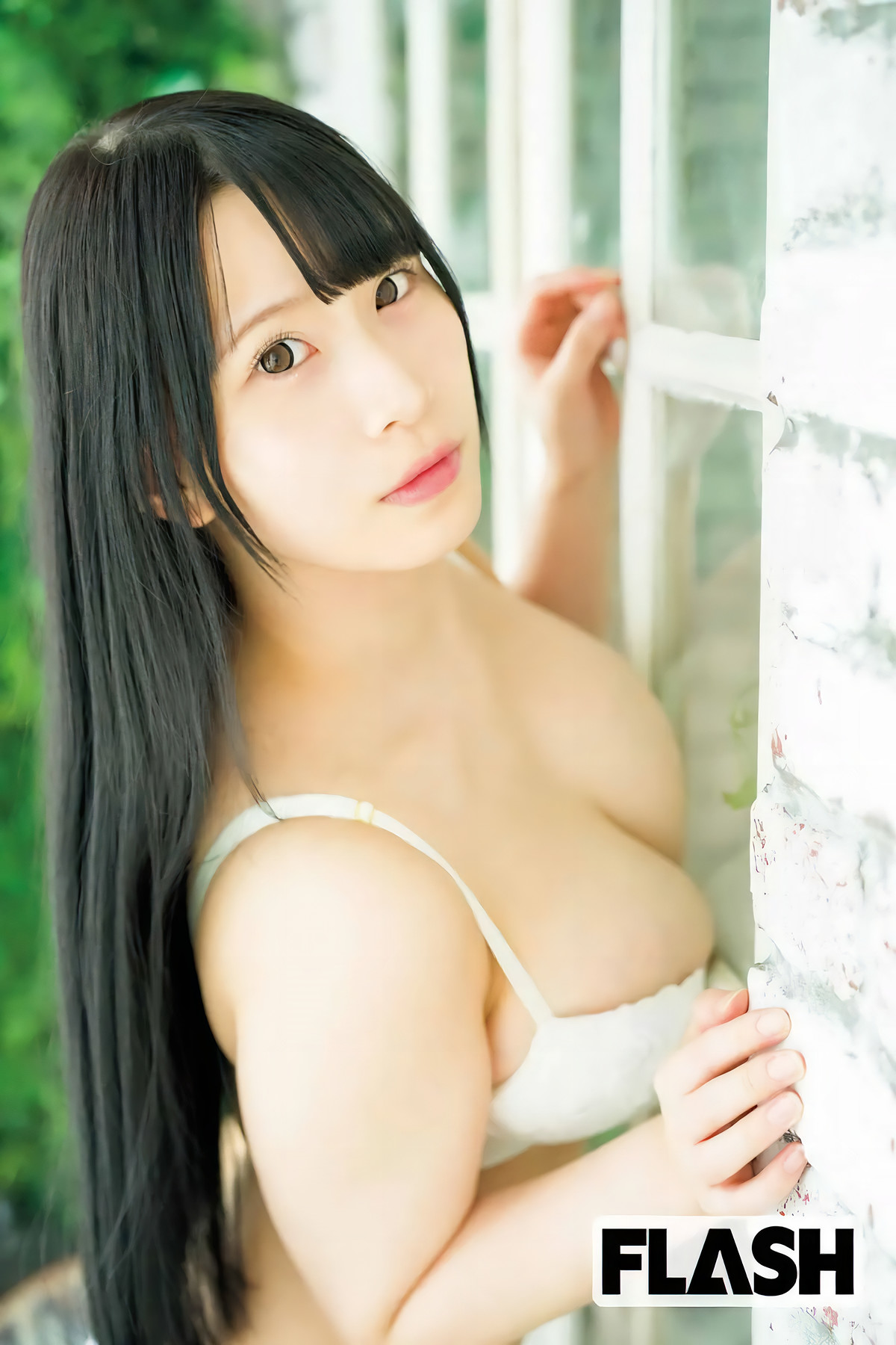 いま見るべきアイドル – 全員水着で!, FLASH 2025.05.06 (フラッシュ 2025年5月6日号)