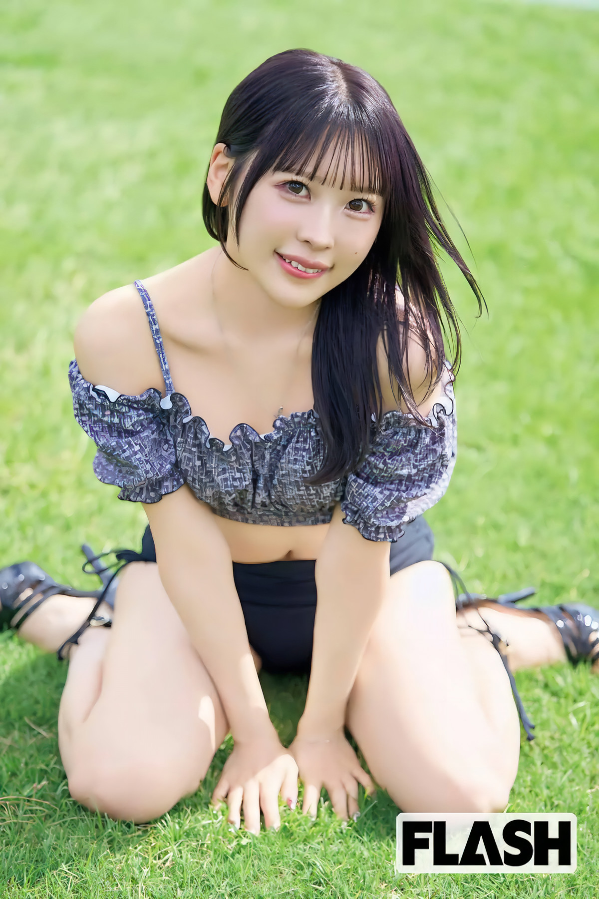 いま見るべきアイドル – 全員水着で!, FLASH 2025.05.06 (フラッシュ 2025年5月6日号)